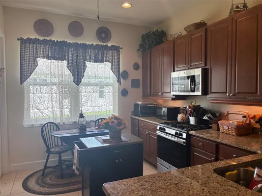 Property Slideshow image 2 of 8 | 1369 hayton ave, Deland, FL, 32724