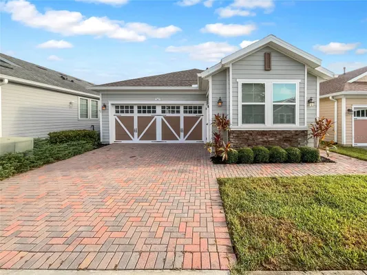 Property Slideshow image 2 of 22 | 363 alcove dr, Groveland, FL, 34736