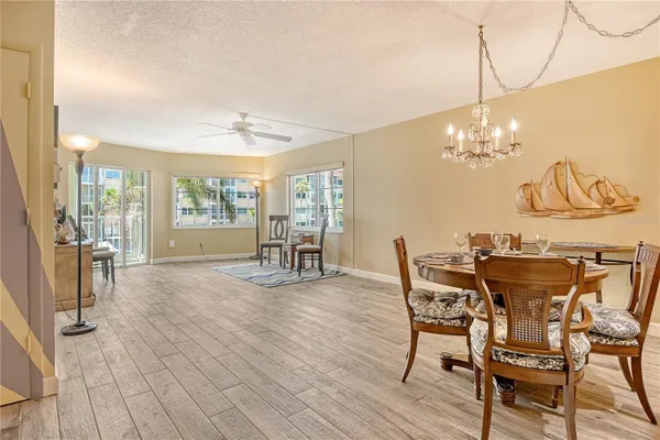 Property Slideshow image 3 of 62 | 1250 n portofino dr apt 208, Sarasota, FL, 34242