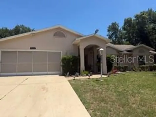 Property Slideshow image 2 of 20 | 26912 becker ct, Leesburg, FL, 34748