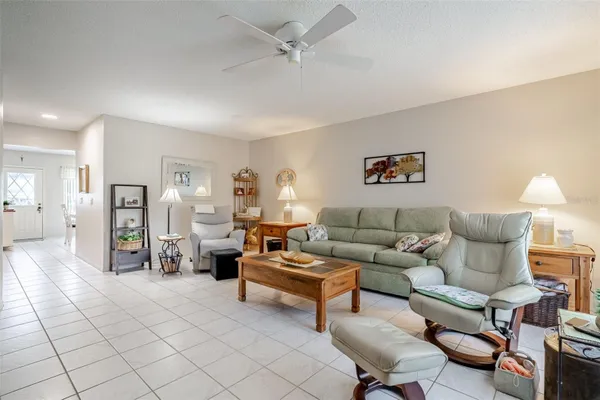 Property Slideshow image 2 of 28 | 2296 monaco ln 8, Clearwater, FL, 33763