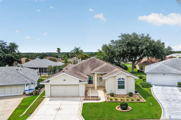 Property Slideshow image 2 of 65 | 4808 kilt ct, Leesburg, FL, 34748