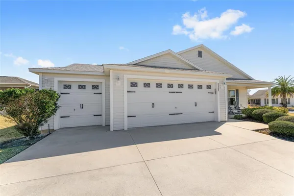 Property Slideshow image 3 of 68 | 3389 lazy acres ln, The Villages, FL, 32163