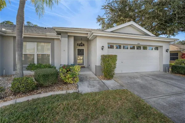 Property Slideshow image 2 of 35 | 824 manchester woods dr # 48, Sun City Center, FL, 33573