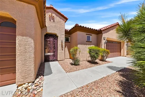 Property Slideshow image 2 of 62 | 2175 twin falls dr, Henderson, NV, 89044