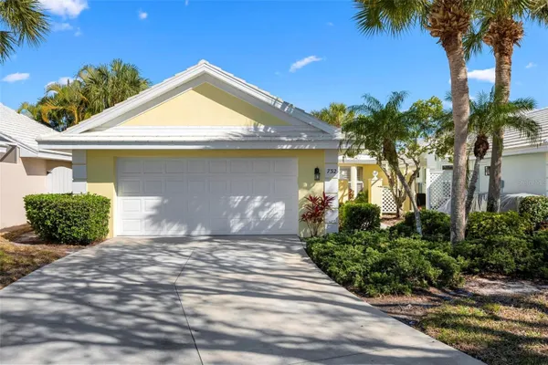 Property Slideshow image 3 of 58 | 732 brightside crescent dr 17, Venice, FL, 34293