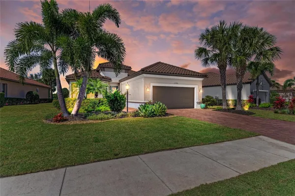 Property Slideshow image 3 of 95 | 13326 sorrento way, Bradenton, FL, 34211