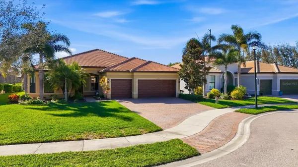 Property Slideshow image 2 of 80 | 13897 umbria st, Venice, FL, 34293