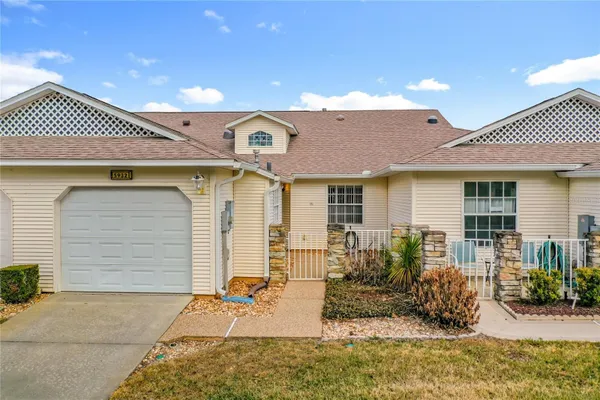 Property Slideshow image 2 of 45 | 5932 mcenroe ct, Leesburg, FL, 34748