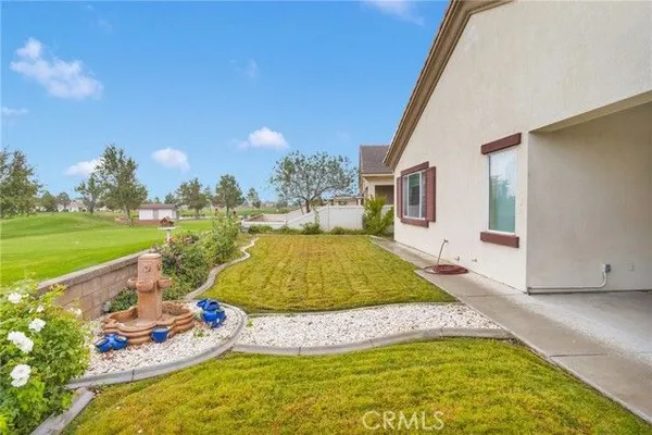 Property Slideshow image 2 of 26 | 11147 avonlea rd, Apple Valley, CA, 92308