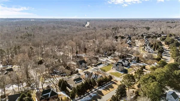 Property Slideshow image 3 of 36 | 100 short hole, Williamsburg, VA, 23188