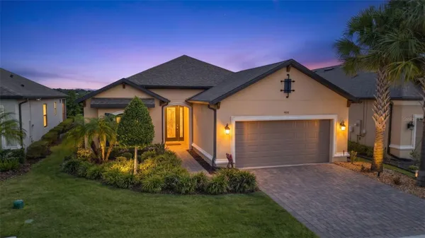 Property Slideshow image 2 of 75 | 908 braewood dr, Clermont, FL, 34715