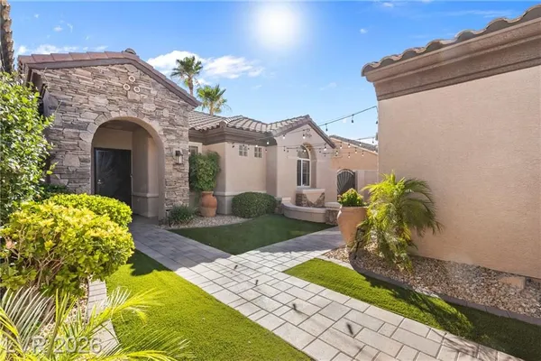 Property Slideshow image 3 of 68 | 2787 cherrydale falls dr, Henderson, NV, 89052