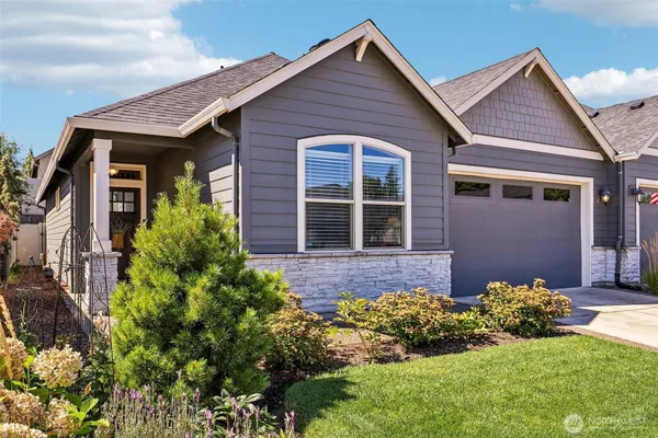 Property Slideshow image 2 of 34 | 17318 ne 17th ave, Ridgefield, WA, 98642
