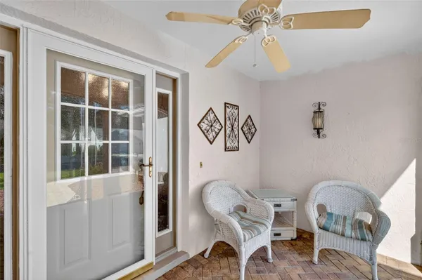 Property Slideshow image 2 of 35 | 511 loma paseo dr, The Villages, FL, 32159