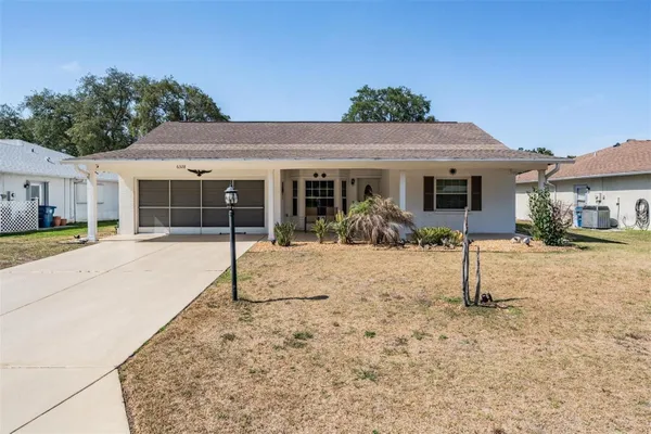 Property Slideshow image 2 of 43 | 6328 ocean pines ln, Spring Hill, FL, 34606