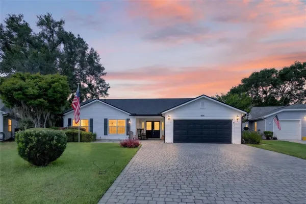 Property Slideshow image 2 of 41 | 25102 meriweather rd, Leesburg, FL, 34748