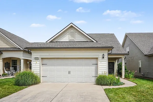 Property Slideshow image 2 of 42 | 624 overton way, Spring Hill, TN, 37174