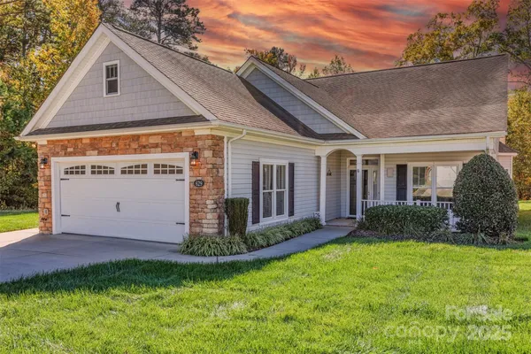 Property Slideshow image 2 of 30 | 629 cordova ct, Salisbury, NC, 28146