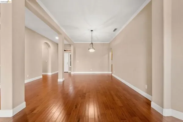 Property Slideshow image 3 of 17 | 320 riverwood ln, Rio Vista, CA, 94571