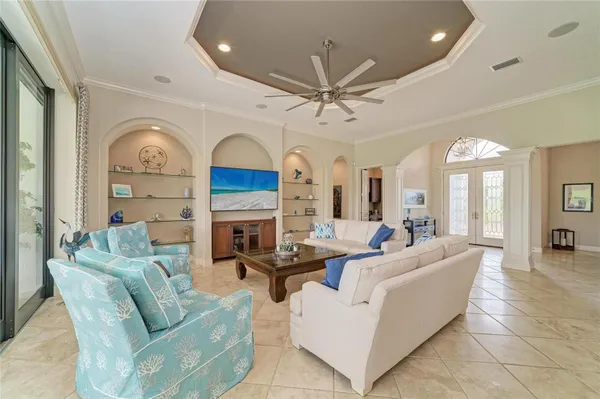 Property Slideshow image 2 of 82 | 7314 heritage grand pl, Bradenton, FL, 34212