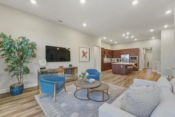 Property Slideshow image 3 of 37 | 16750 coyote bush dr 23, San Diego, CA, 92127