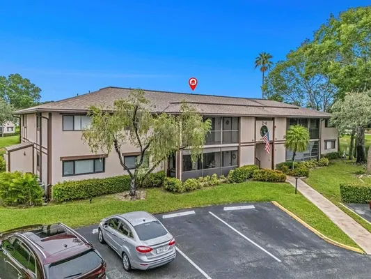 Property Slideshow image 2 of 29 | 9947 n belfort cir # 114, Tamarac, FL, 33321