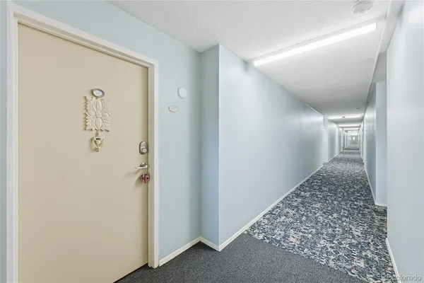 Property Slideshow image 3 of 43 | 700 s alton way 1c, Denver, CO, 80247