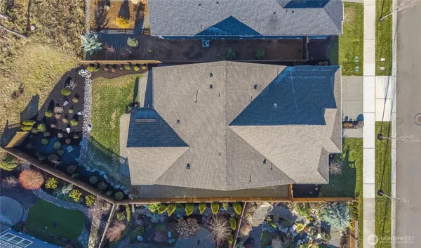 Property Slideshow image 3 of 31 | 14614 183rd ave, Bonney Lake, WA, 98391