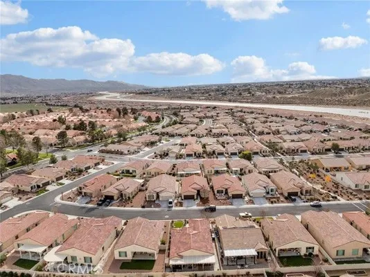 Property Slideshow image 3 of 38 | 18920 lasso st, Apple Valley, CA, 92308