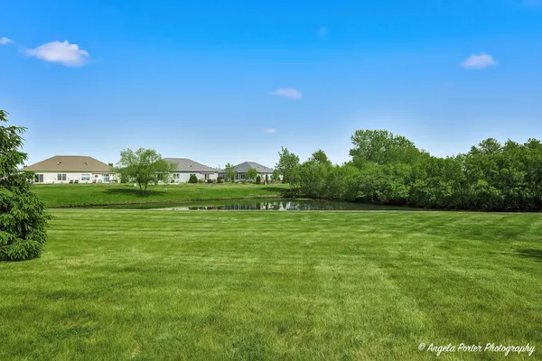 Property Slideshow image 3 of 39 | 1004 monroe ave, Mchenry, IL, 60050