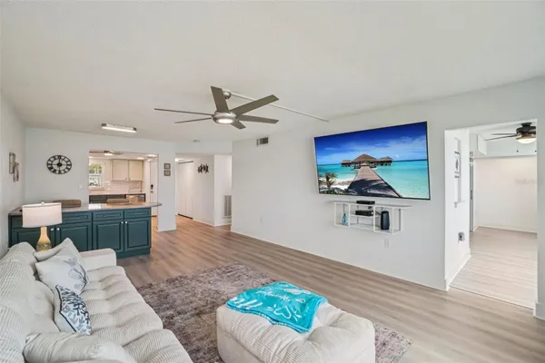 Property Slideshow image 2 of 29 | 4750 cove cir 107, St Petersburg, FL, 33708