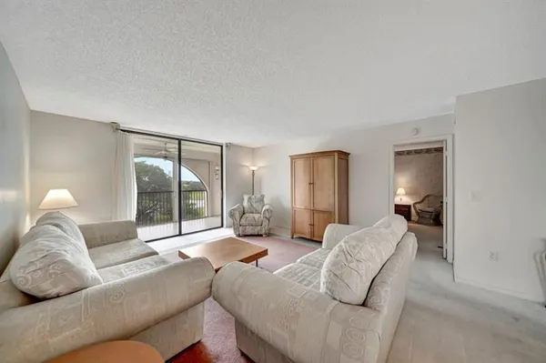 Property Slideshow image 2 of 61 | 3521 environ blvd b501, Lauderhill, FL, 33319