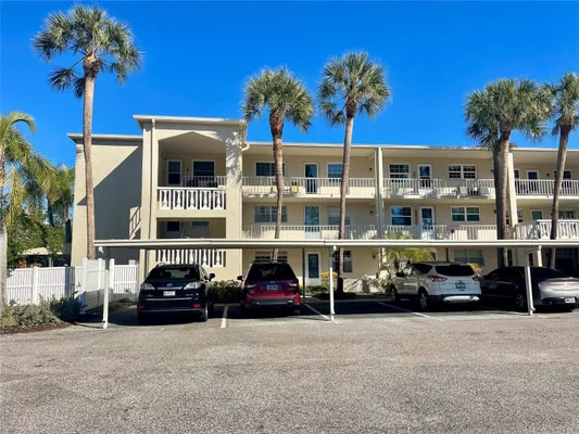Property Slideshow image 2 of 29 | 920 virginia st 303, Dunedin, FL, 34698