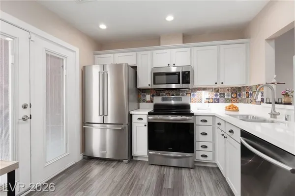 Property Slideshow image 2 of 25 | 8529 willowrich dr, Las Vegas, NV, 89134