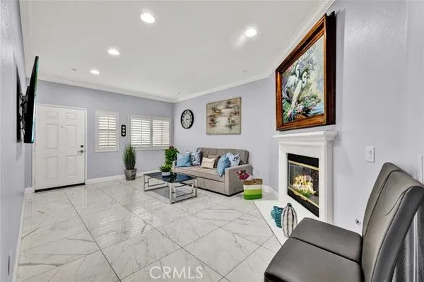 Property Slideshow image 3 of 42 | 17772 independence ln, Fountain Valley, CA, 92708