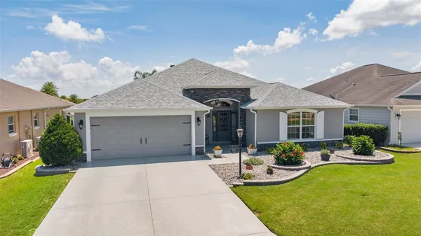 Property Slideshow image 2 of 48 | 2921 french oak ave, The Villages, FL, 32163