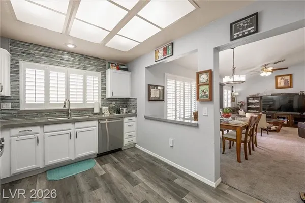Property Slideshow image 3 of 46 | 8900 stoney point dr, Las Vegas, NV, 89134
