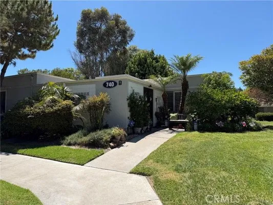 Property Slideshow image 2 of 2 | 740 avenida majorca b, Laguna Woods, CA, 92653