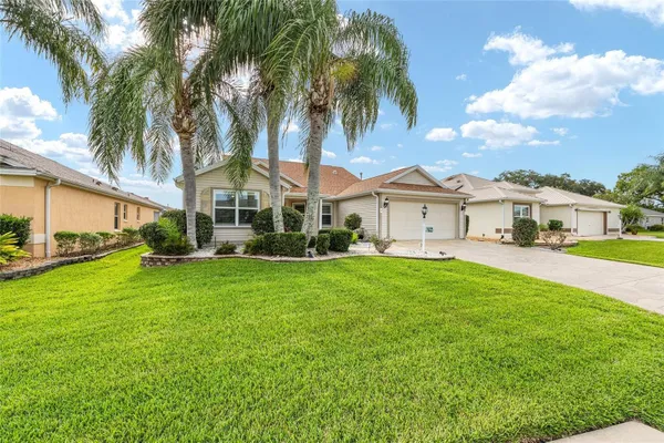 Property Slideshow image 2 of 53 | 17394 se 72nd deer run ave, The Villages, FL, 32162