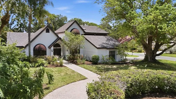 Property Slideshow image 2 of 48 | 4689 pine harrier dr, Sarasota, FL, 34231