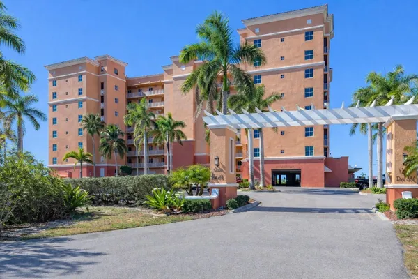 Property Slideshow image 2 of 40 | 3191 matecumbe key rd 307, Punta Gorda, FL, 33955