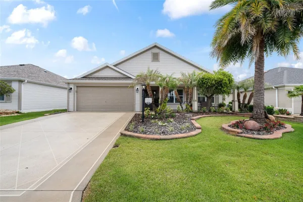 Property Slideshow image 2 of 34 | 387 harlow ln, The Villages, FL, 32163