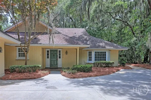 Property Slideshow image 3 of 74 | 9 magnolia xing, Savannah, GA, 31411