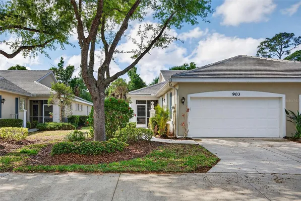 Property Slideshow image 2 of 72 | 903 tartan dr 26, Venice, FL, 34293