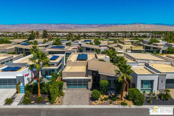 Property Slideshow image 2 of 43 | 1136 cyan ln, Palm Springs, CA, 92262
