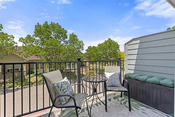 Property Slideshow image 2 of 40 | 2765 w riverwalk cir j, Littleton, CO, 80123