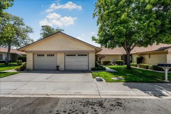 Property Slideshow image 2 of 29 | 41028 village 41 41, Camarillo, CA, 93012