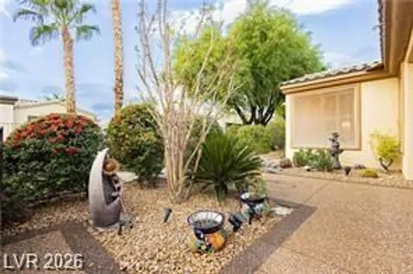 Property Slideshow image 3 of 42 | 10347 profeta ct, Las Vegas, NV, 89135