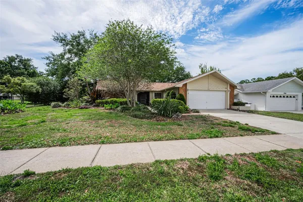 Property Slideshow image 3 of 72 | 1700 macdonnell dr, Palm Harbor, FL, 34684